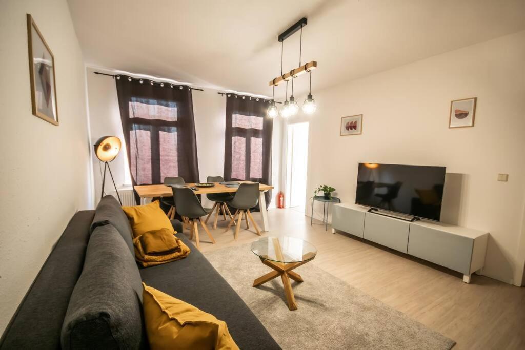 Super Lage Modern Boxspringbett *Netflix* Wlan* Chemnitz Exterior foto