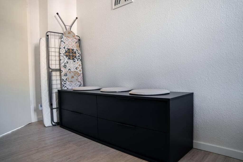 Super Lage Modern Boxspringbett *Netflix* Wlan* Chemnitz Exterior foto